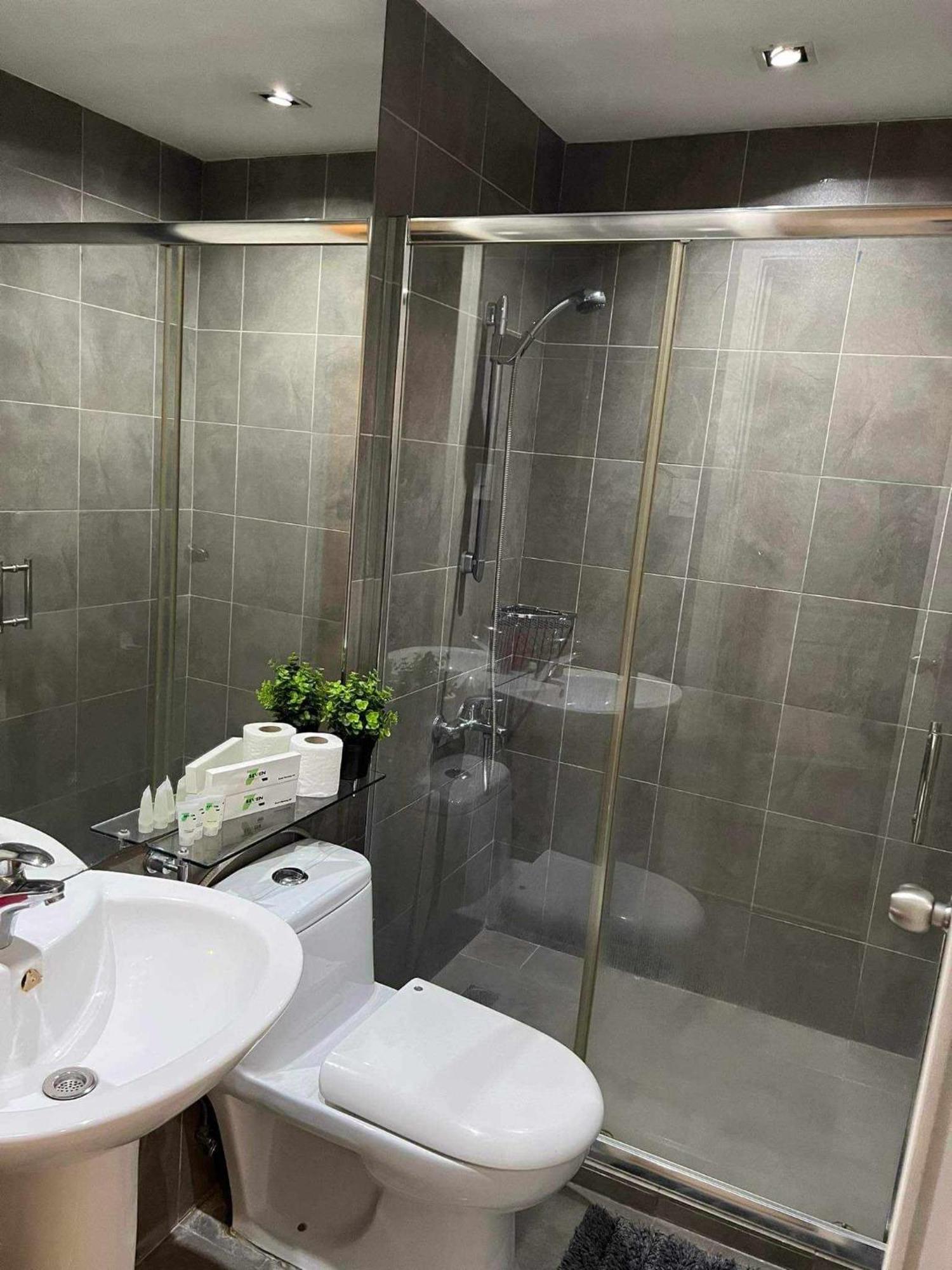 Gramercy Residences Makati City Exteriér fotografie